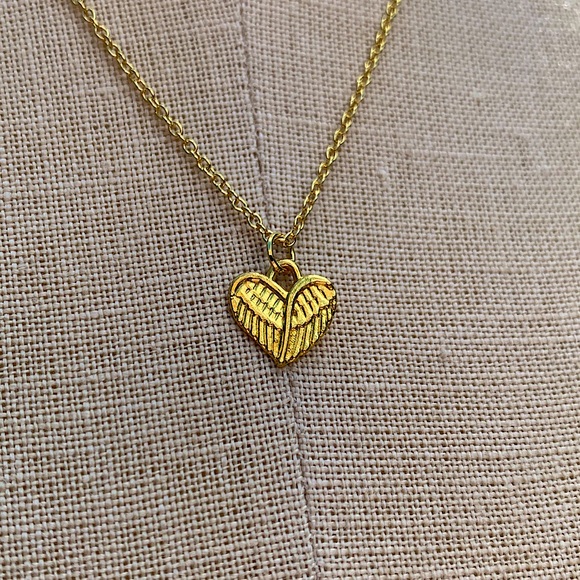 Hand Crafted Jewelry - NWT Sterling Silver Plated Chain & Angel Heart Wings Alloy Metal Charm Necklace